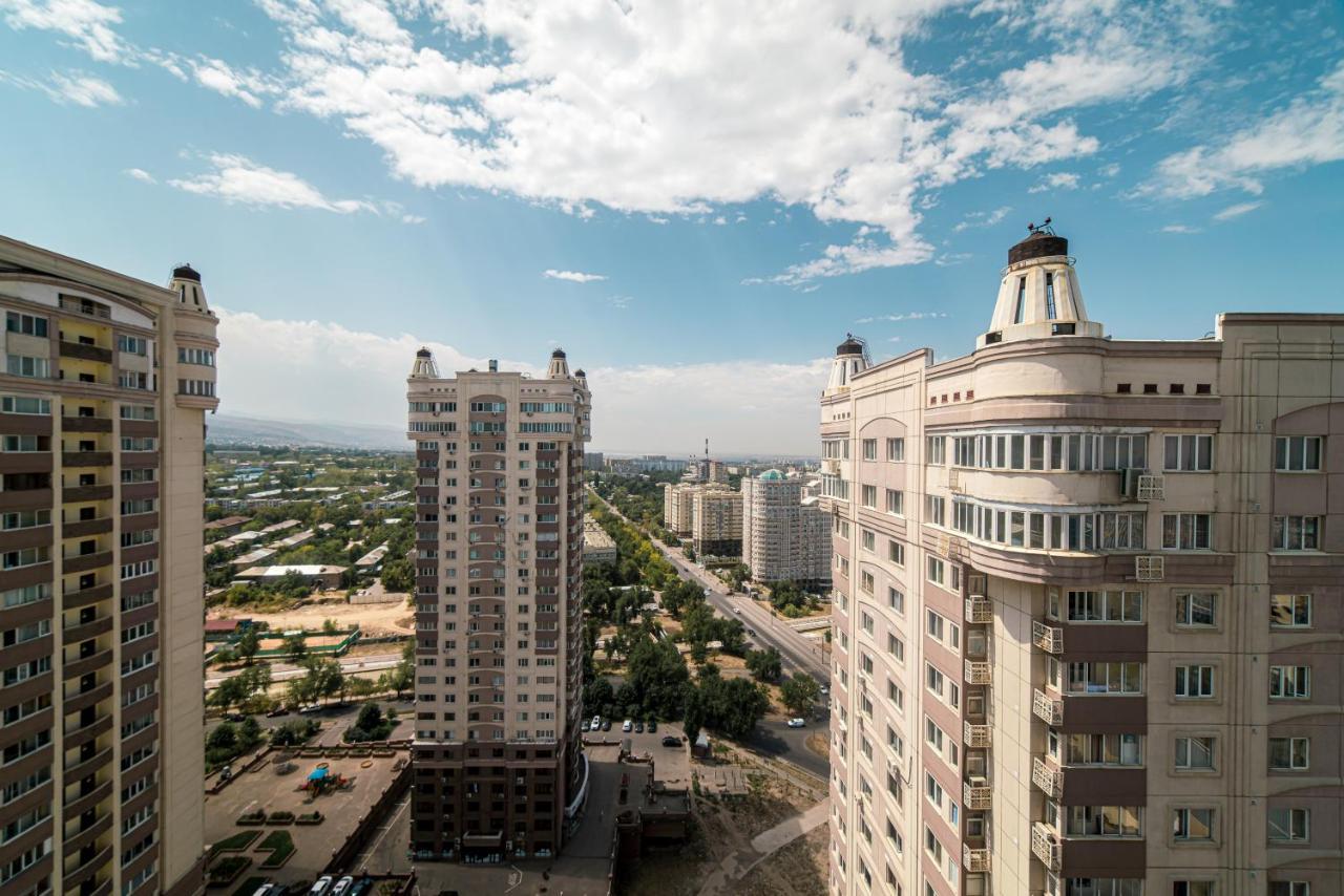 Manica Mega Towers Leilighet Almaty Eksteriør bilde